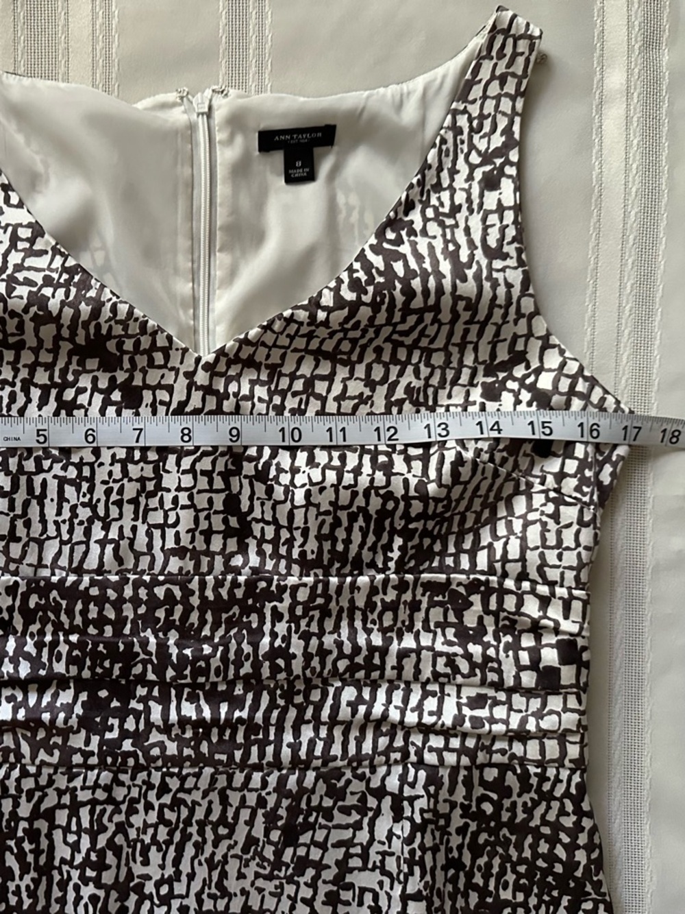Ann Taylor Animal Print Giraffe Spot Sheath Brown white Silk Midi Dress - Picture 9 of 16